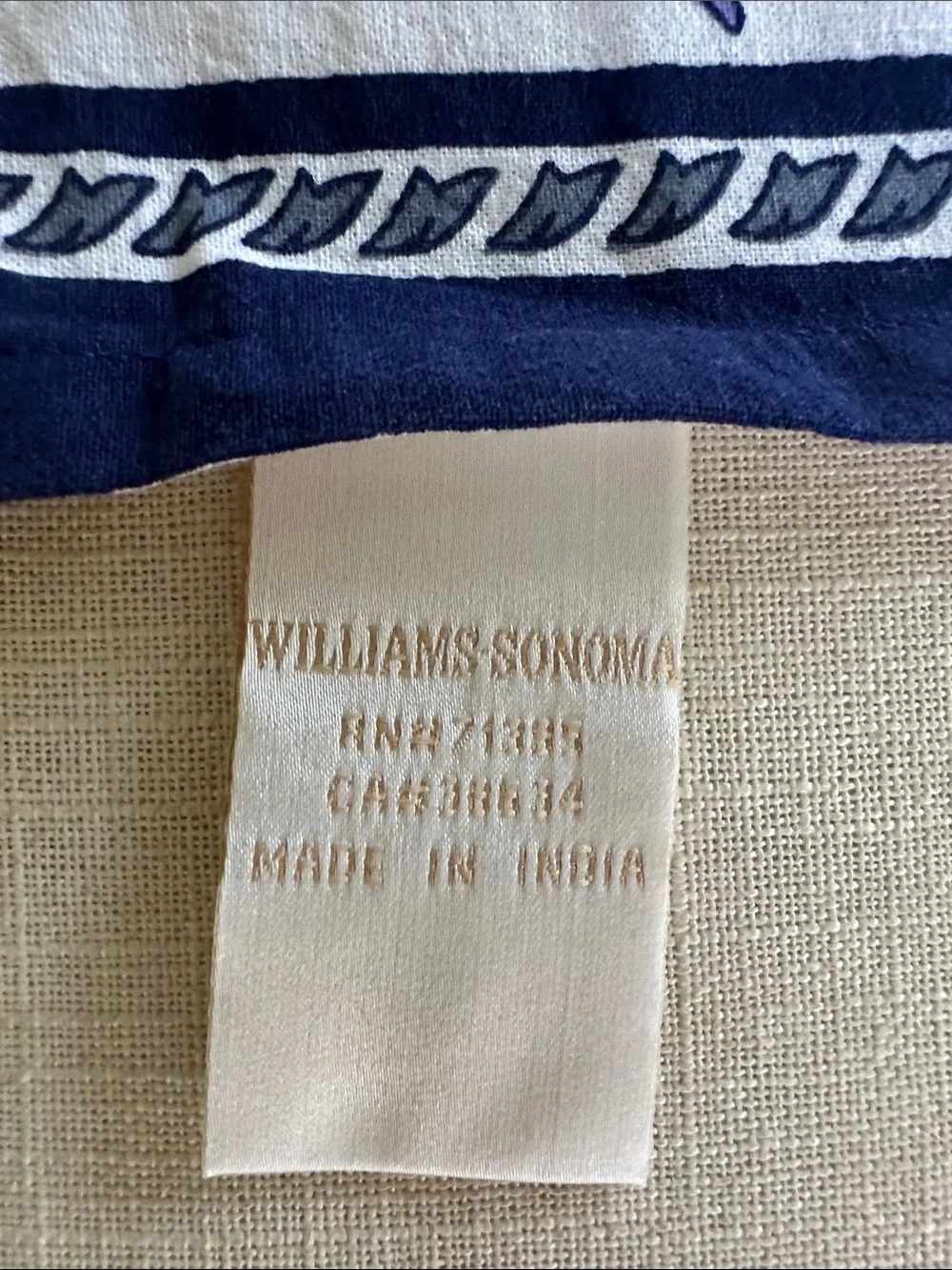 Williams Sonoma French Provençal Cotton Tablecloth 70x90